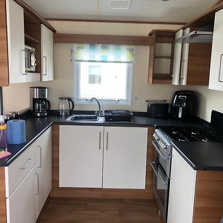 Two X 8 Berth Static Caravan On Lyons Robin Hood Rhyl North Wales Meliden Екстер'єр фото